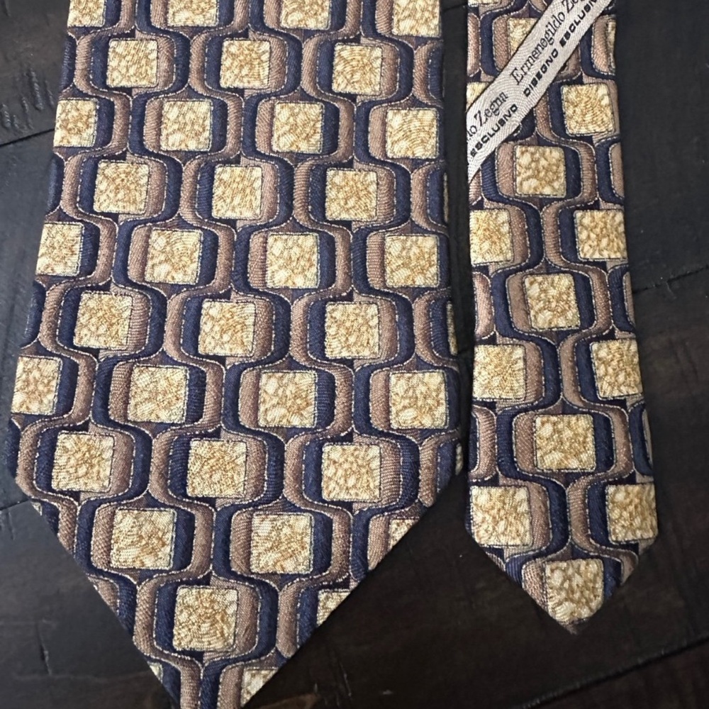 Ermenegildo Zegna Blue and Gold Patterned Tie